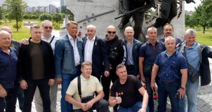 Встреча и митинг у памятника спецназу в честь Дня ветеранов боевых действий прошел в Санкт-Петербурге
